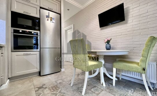 Продажа 1-комн квартиры на вторичном рынке Московский пр-кт,  д. 73,  к. 5