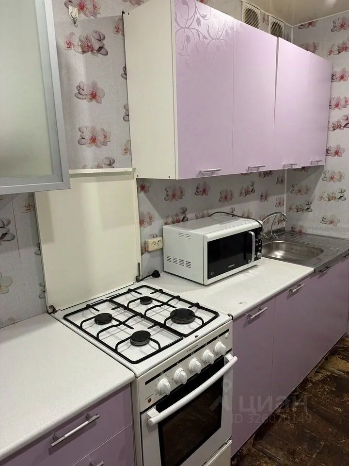 Продажа 2-комн квартиры на вторичном рынке проспект Кима, 4А