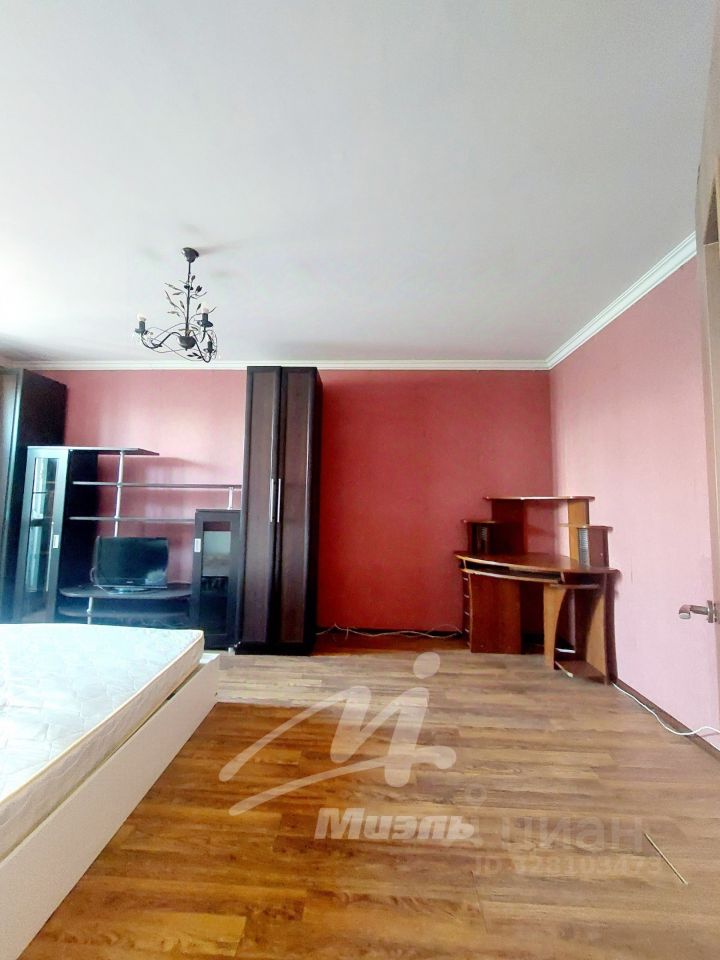 Продажа 1-комн квартиры на вторичном рынке Широкая улица, 3К4