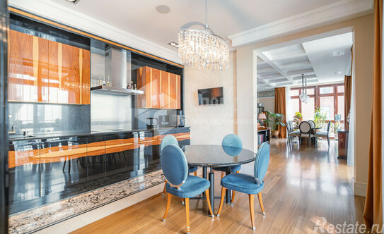 Продажа 4-комн квартиры на вторичном рынке Татарская Б. ул,  д. 7 к3