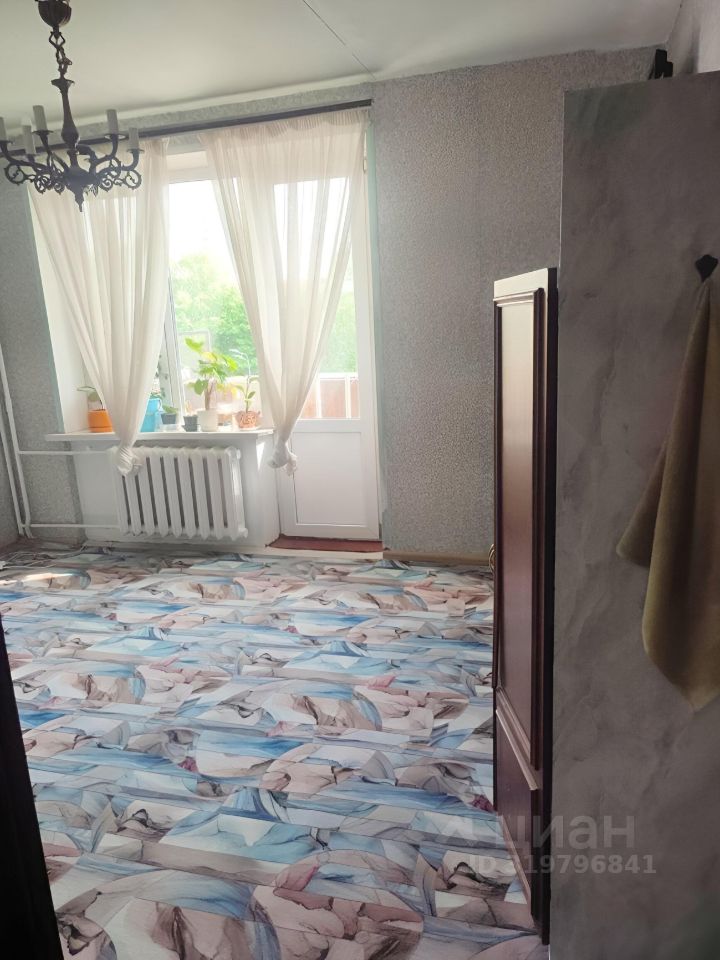 Продажа 2-комн квартиры на вторичном рынке проспект Маршала Жукова, 26