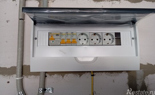 Продажа 1-комн квартиры на вторичном рынке Буковая аллея,  д. 14