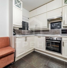 Продажа 2-комн квартиры на вторичном рынке Муринский 2-й пр-кт,  д. 22