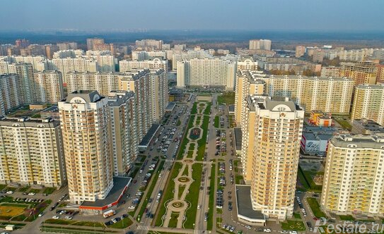 Продажа 3-комн квартиры на вторичном рынке Железнодорожный, улица Струве,  д. 7