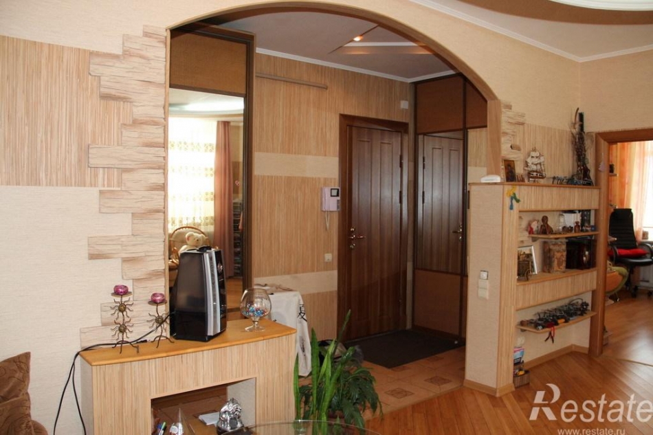 Продажа 3-комн квартиры на вторичном рынке Петергоф г, Санкт-Петербургский пр-кт ,  д. 12