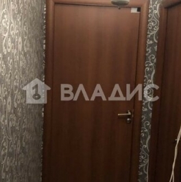 Продажа 3-комн квартиры на вторичном рынке улица Хачатуряна,  д. 4