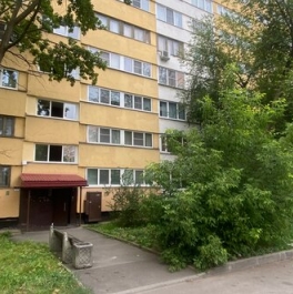 Продажа 1-комн квартиры на вторичном рынке ул Зины Портновой,  д. 17,  к. 1