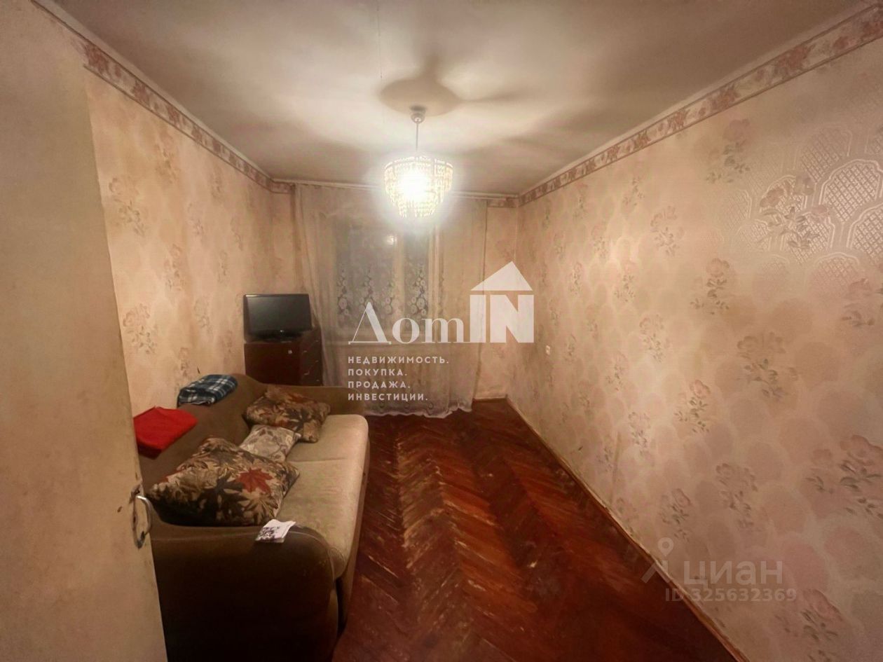 Продажа 3-комн квартиры на вторичном рынке Кронштадт, Кронштадтское шоссе, 6к1