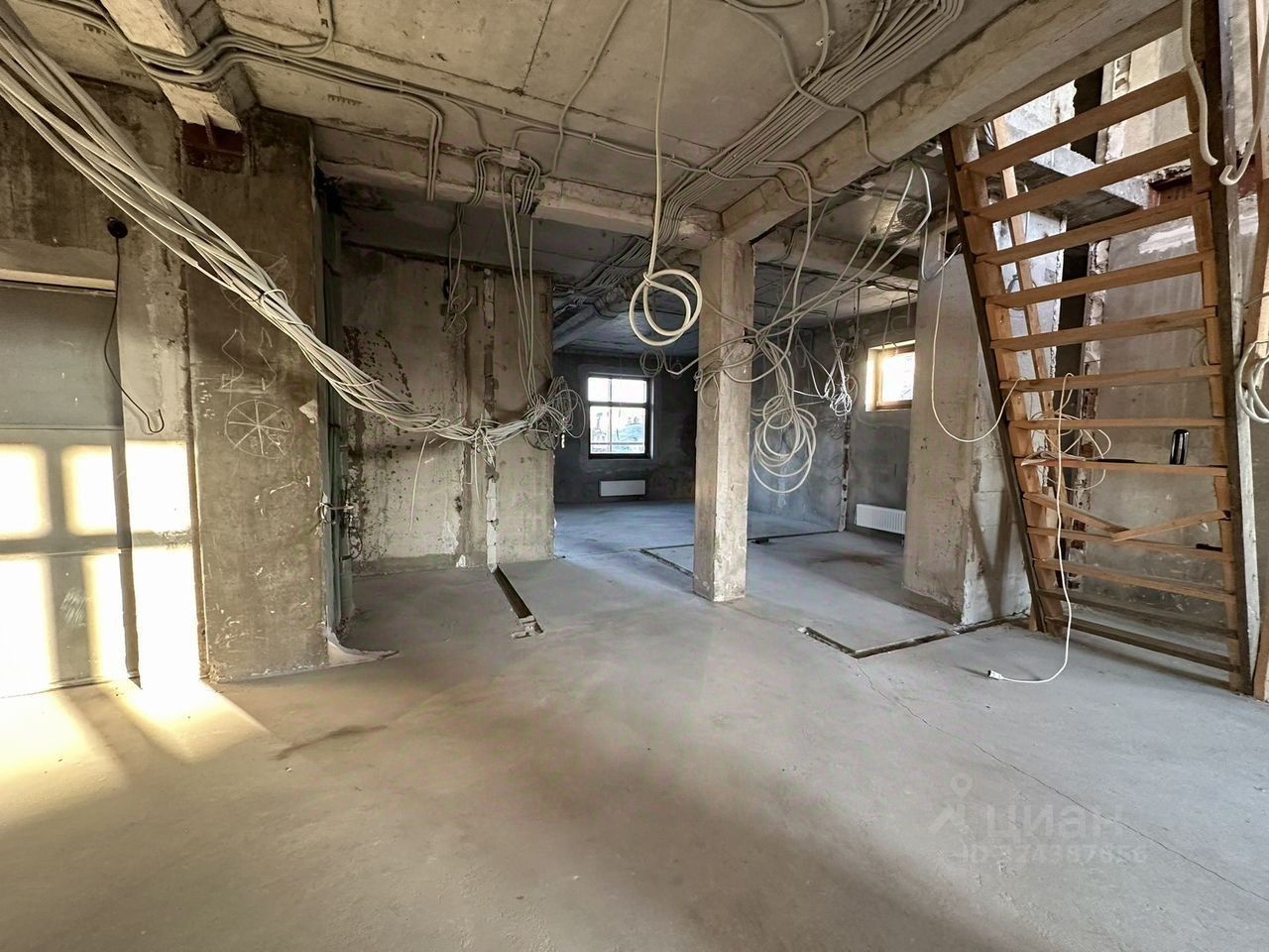 Продажа 4-комн квартиры на вторичном рынке улица Графтио, 3