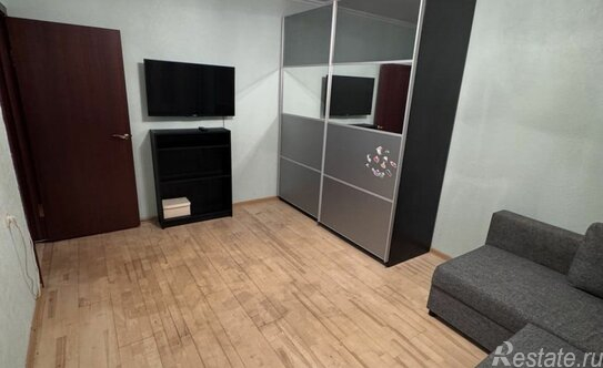 Продажа 2-комн квартиры на вторичном рынке Братеевская улица