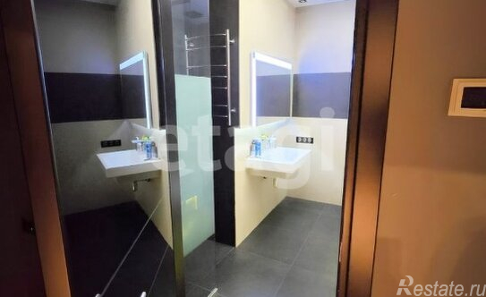 Продажа 2-комн квартиры на вторичном рынке Машиностроения 1-я ул,  д. 10