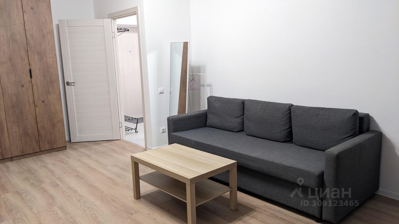 Аренда 1-комн квартиры на вторичном рынке Сиреневый бульвар, 4/1