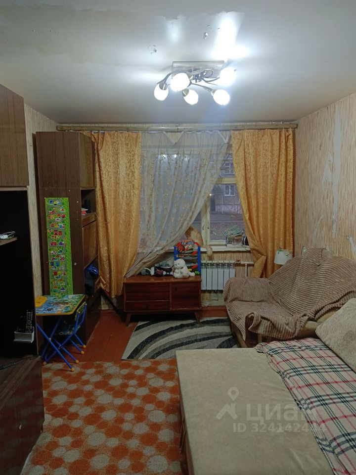 Продажа 2-комн квартиры на вторичном рынке Коломна, улица Шилова,  д. 3А