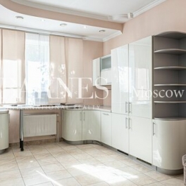 Продажа 5-комн квартиры на вторичном рынке улица Шишкина,  д. 10