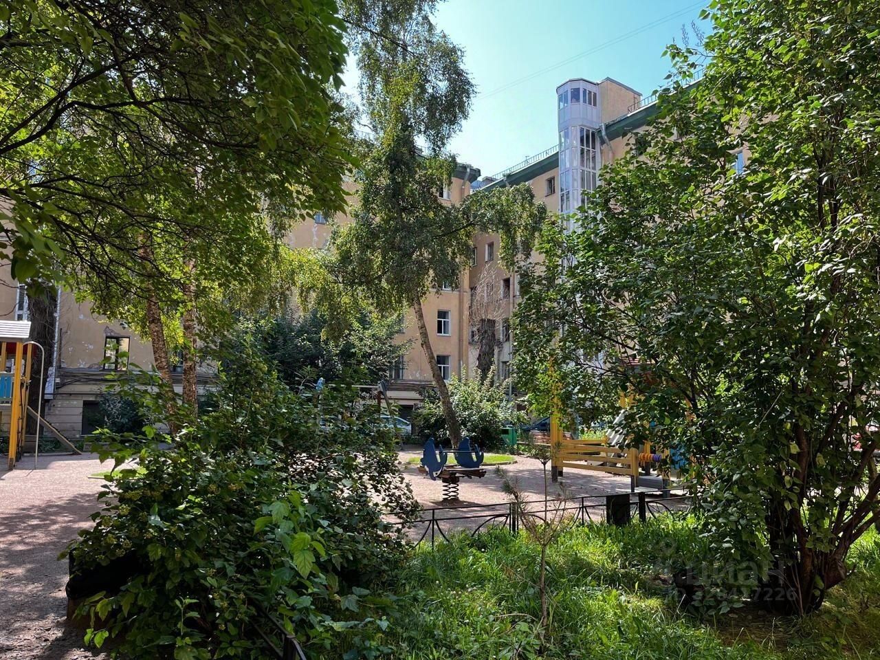 Продажа 3-комн квартиры на вторичном рынке Московский пр-кт,  д. 7Б
