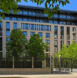 Продажа 3-комн квартиры на вторичном рынке Костянский переулок,  д. 13