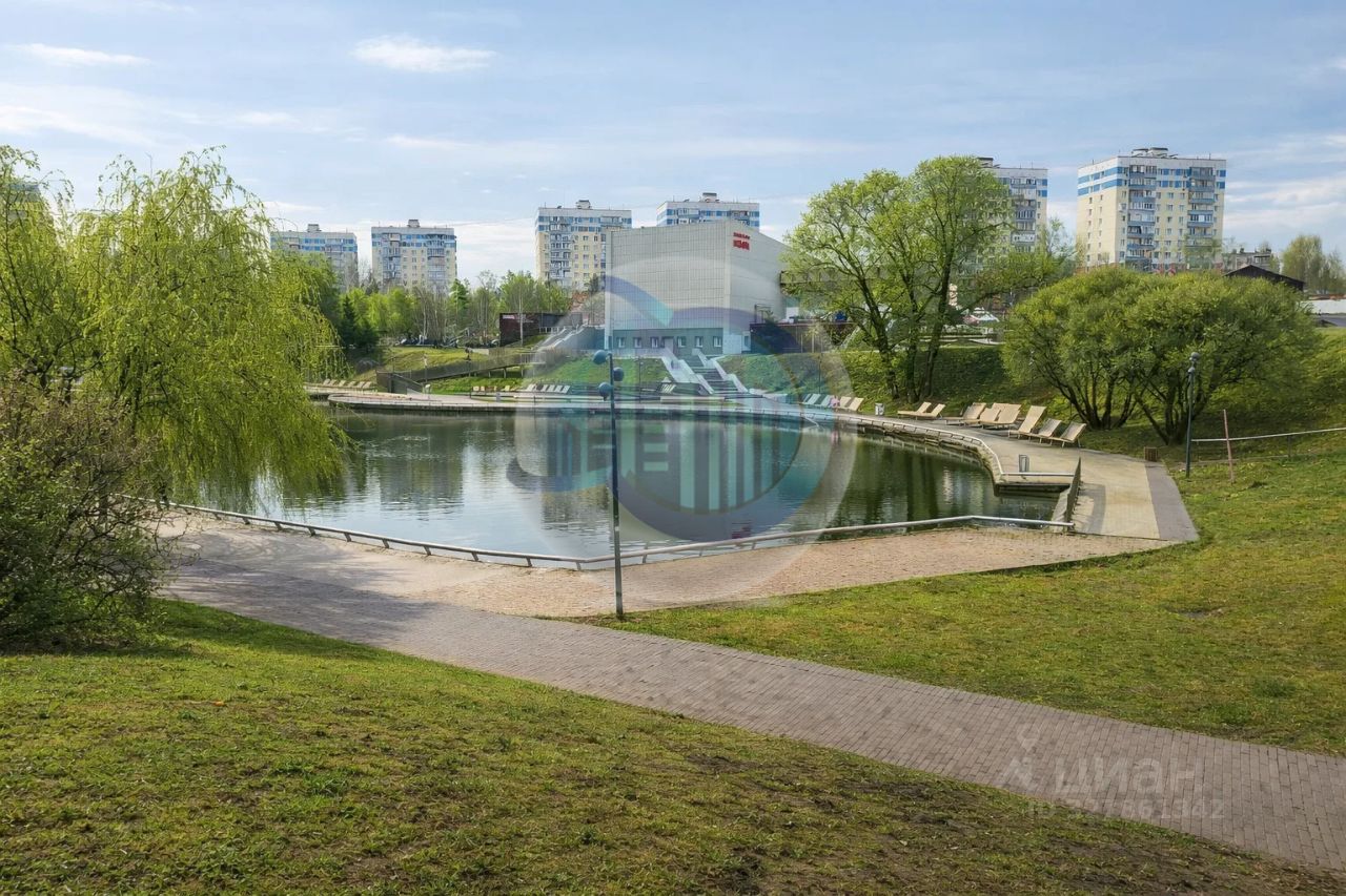 Продажа 2-комн квартиры на вторичном рынке Видное, Строительная улица, 27