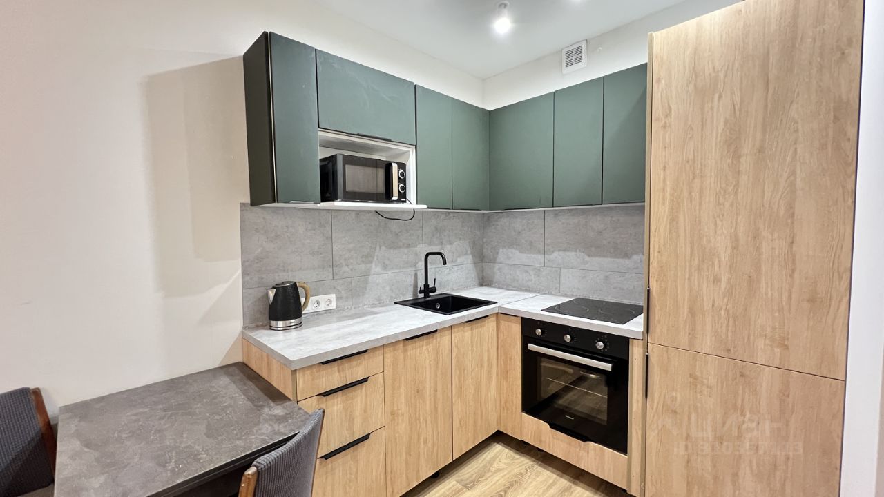 Аренда 2-комн квартиры на вторичном рынке Одинцово, улица Маковского, 28