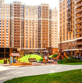 Продажа 3-комн квартиры на вторичном рынке Кудрово г, Ленинградская ул,  д. 9/8