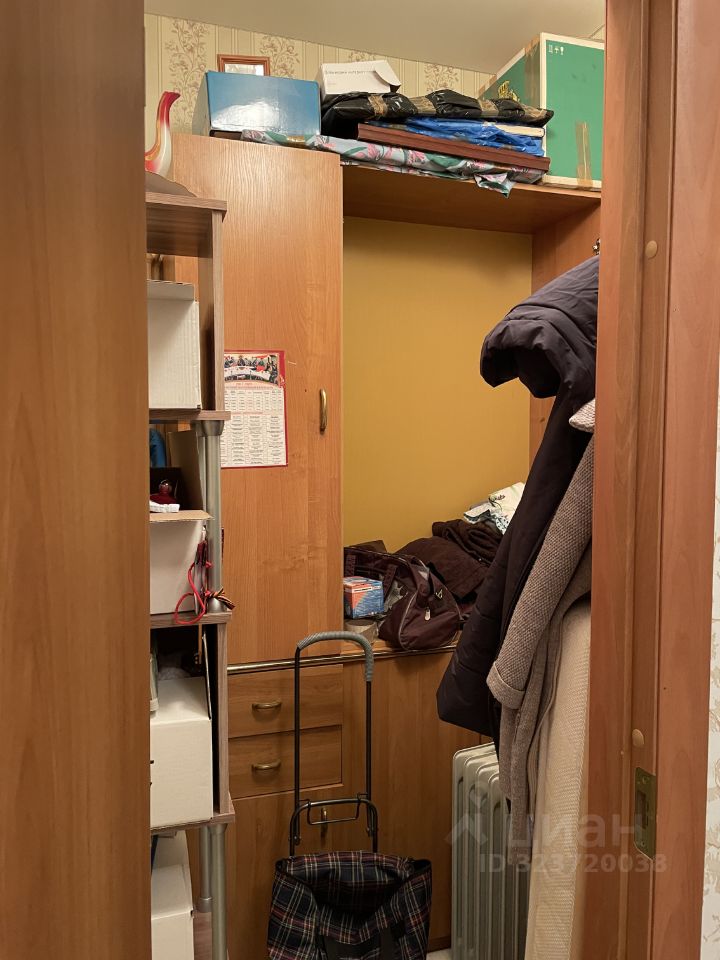 Продажа 1-комн квартиры на вторичном рынке Будогощь пгт, улица Советская, 16/2к2