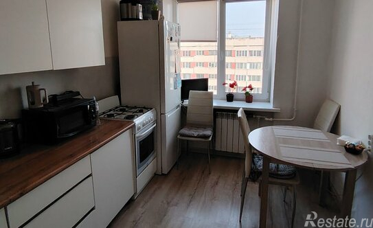 Продажа 2-комн квартиры на вторичном рынке улица Генерала Симоняка,  д. 1 к1