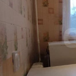 Продажа 1-комн квартиры на вторичном рынке пос. Автополигон, 8