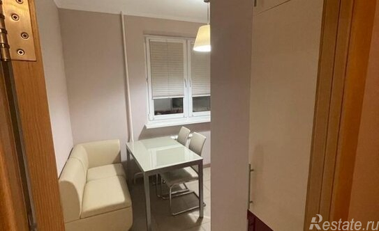 Аренда 1-комн квартиры на вторичном рынке ул Чичерина,  д. 12/2