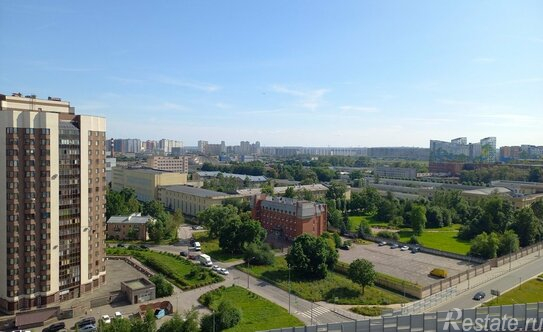 Продажа 2-комн квартиры на вторичном рынке Дунайский пр-кт,  д. 24