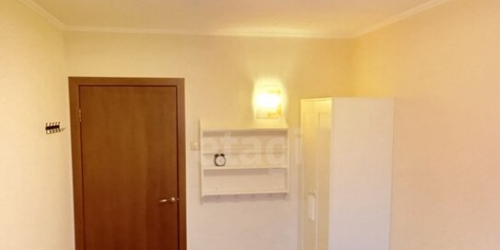 2-комн квартира улица Красных Зорь,  д. 37