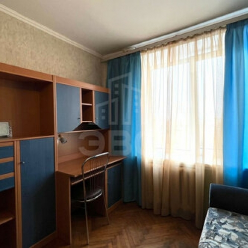 3-комн квартира улица Лёни Голикова,  д. 62