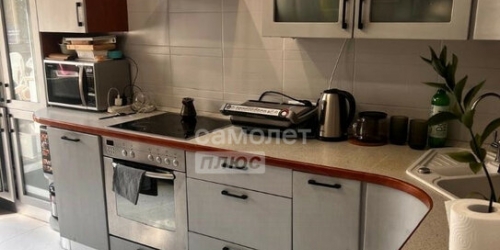 2-комн квартира ул Зои и Александра Космодемьянских,  д. 11А