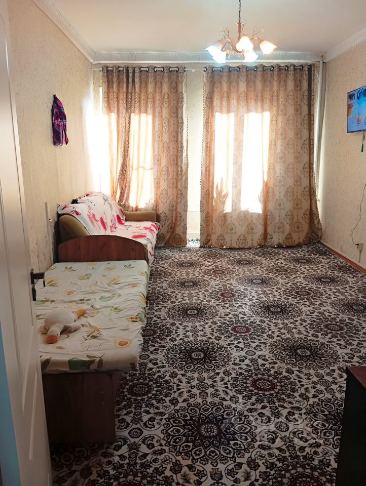 Продажа 3-комн квартиры на вторичном рынке Курляндская улица, 20