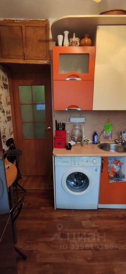 Продажа 2-комн квартиры на вторичном рынке улица Белы Куна, 15К2