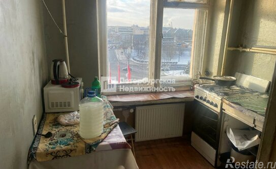 Продажа 2-комн квартиры на вторичном рынке Якорная улица