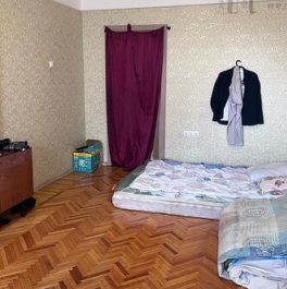 Продажа 2-комн квартиры на вторичном рынке улица Маршала Тухачевского,  д. 37