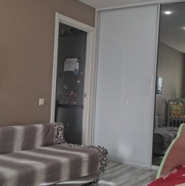 Продажа 2-комн квартиры на вторичном рынке Гражданская 3-я ул,  д. 2