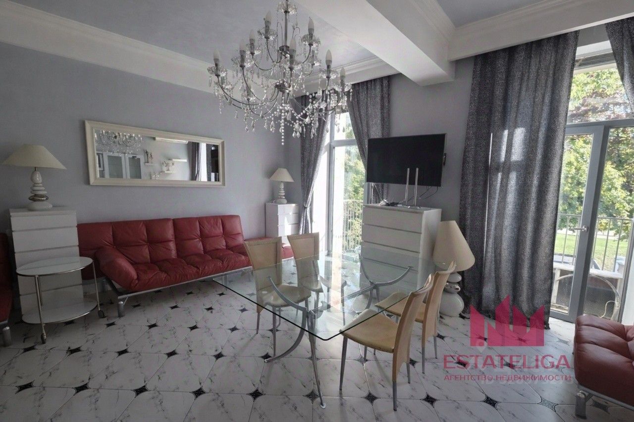 Продажа 1-комн квартиры на вторичном рынке улица Берзарина,  д. 12