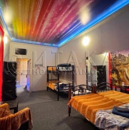 Продажа 3-комн квартиры на вторичном рынке Итальянская улица