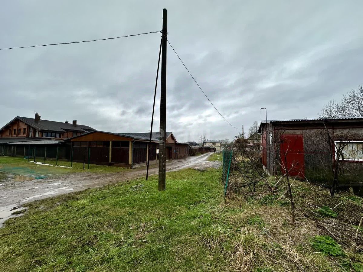 Продажа земли пос. Стрельна, улица Новые Заводы, 57г