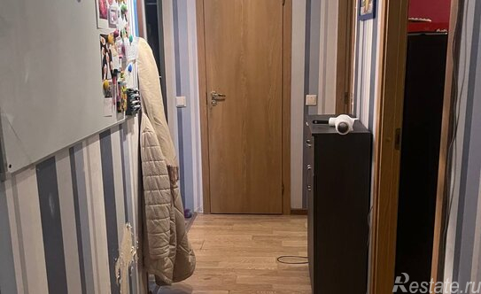 Продажа 2-комн квартиры на вторичном рынке Мебельная улица,  д. 35 к2