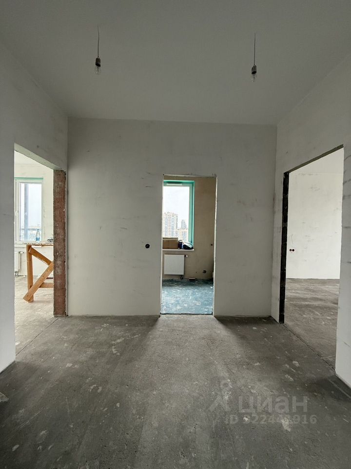 Продажа 2-комн квартиры на вторичном рынке проспект Героев, 32