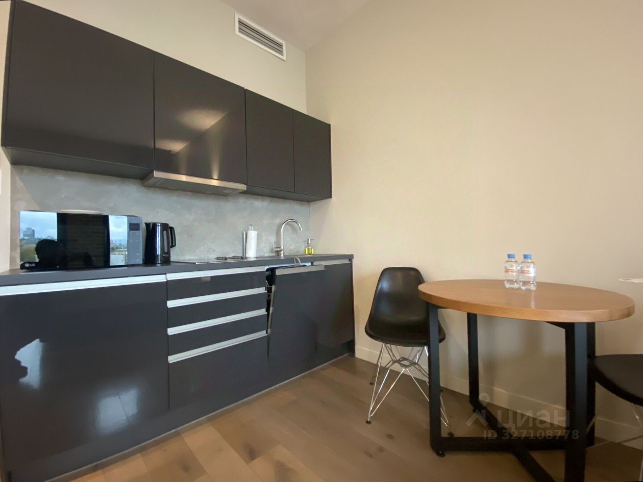 Продажа студии набережная Макарова,  д. 60