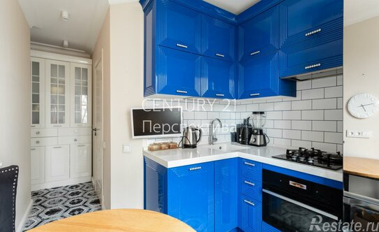 Продажа 2-комн квартиры на вторичном рынке Гурьянова ул,  д. 43