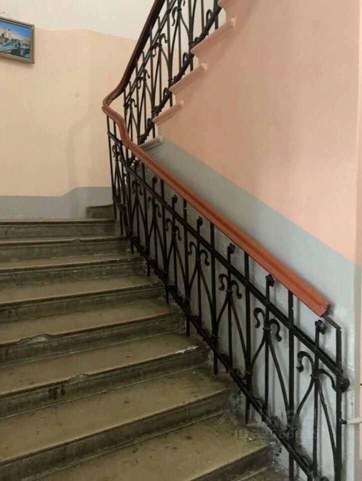 Продажа 6-комн квартиры на вторичном рынке Псковская улица, 11