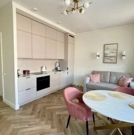 Продажа 2-комн квартиры на вторичном рынке Дегунинская улица