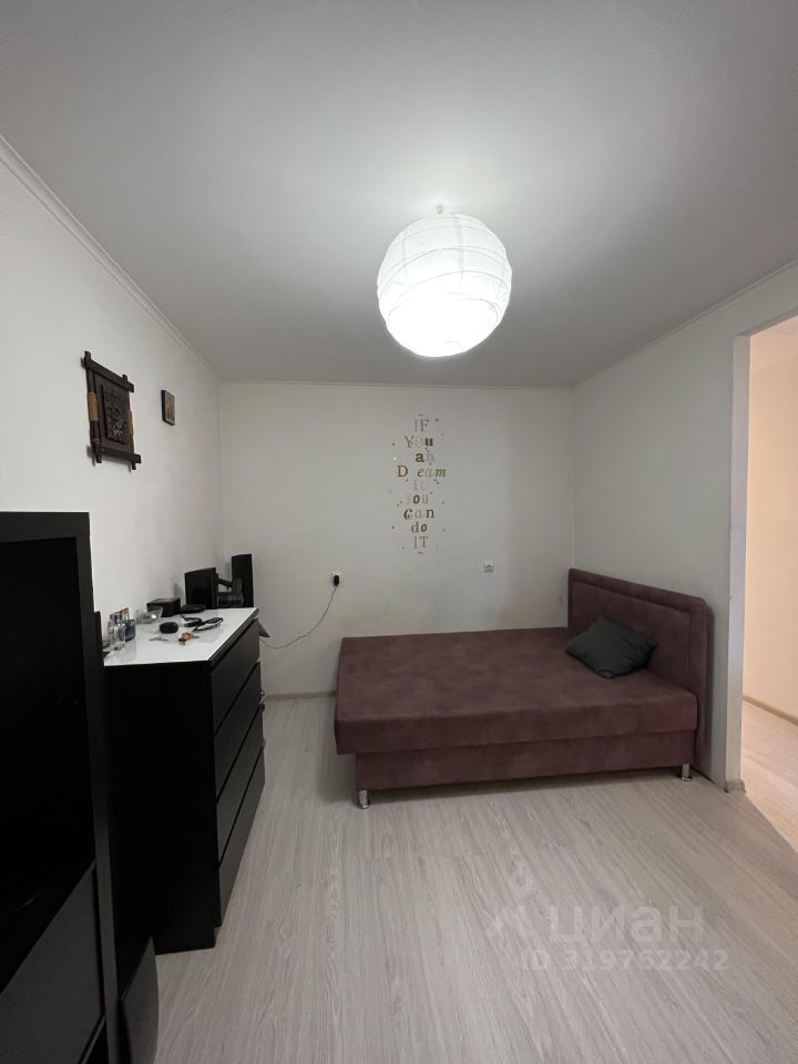 Продажа студии Тельмана, улица Московская, 4