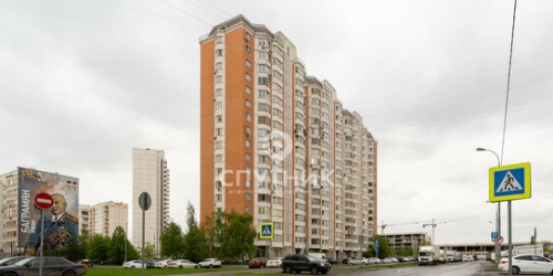 2-комн квартира улица Маршала Баграмяна,  д. 2