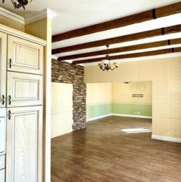 Аренда 4-комн квартиры на вторичном рынке пер Ногина,  д. 4,  к. 2