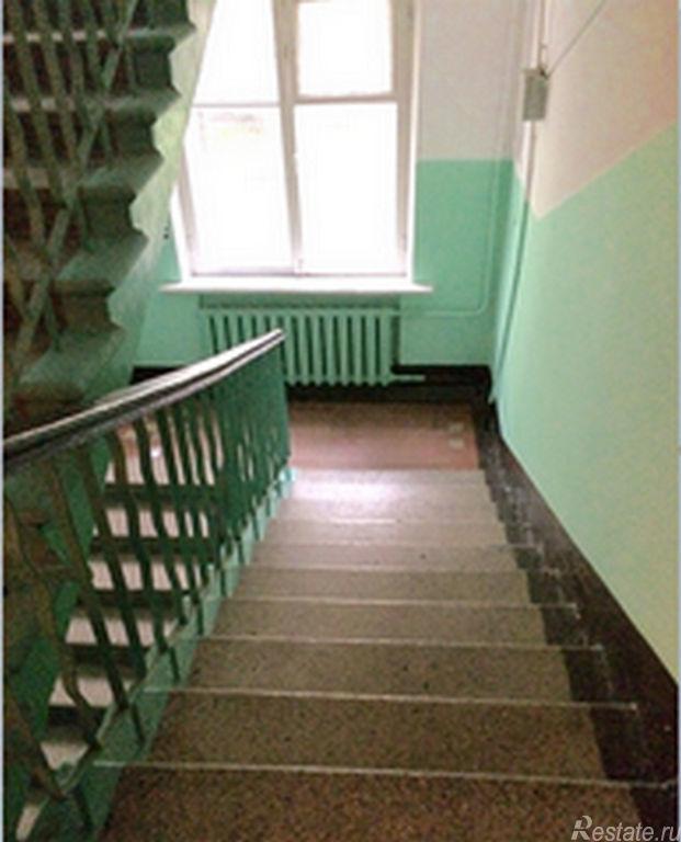 Продажа 1-комн квартиры на вторичном рынке Хомутовский тупик,  д. 4,  к. 1