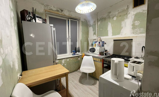 Продажа 3-комн квартиры на вторичном рынке ул Бажова,  д. 15,  к. 2